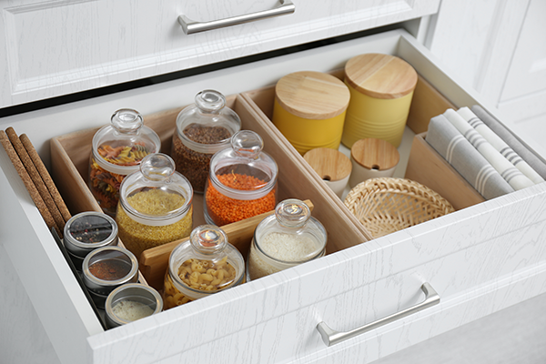 Organized Kitchen Cabinets